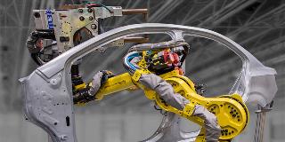 fanuc-seven-axis-robot-article