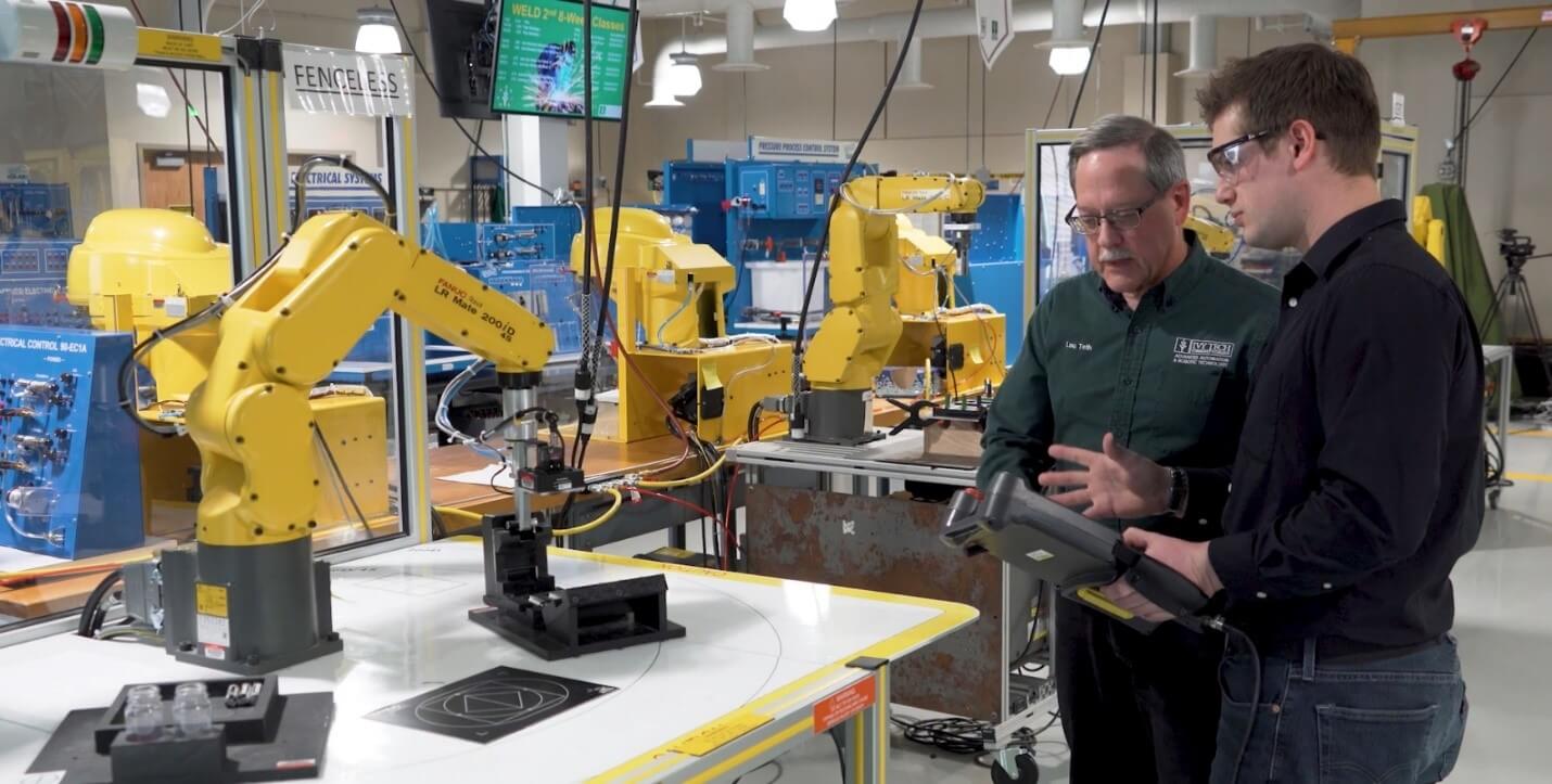 Andrew Brown programing FANUC robot